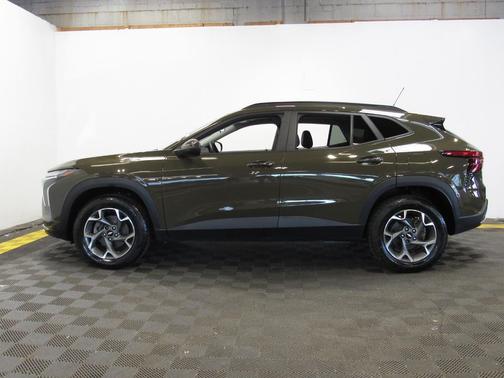 Harvest Bronze Metallic 2024 Chevrolet Trax LT