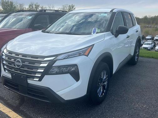 Glacier White 2025 Nissan Rogue S