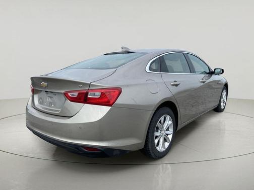 Mineral Gray Metallic 2025 Chevrolet Malibu FWD 1LT