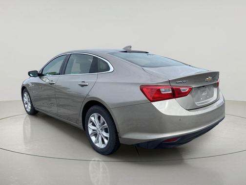 Mineral Gray Metallic 2025 Chevrolet Malibu FWD 1LT