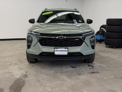 Cacti Green 2024 Chevrolet Trax FWD 2RS