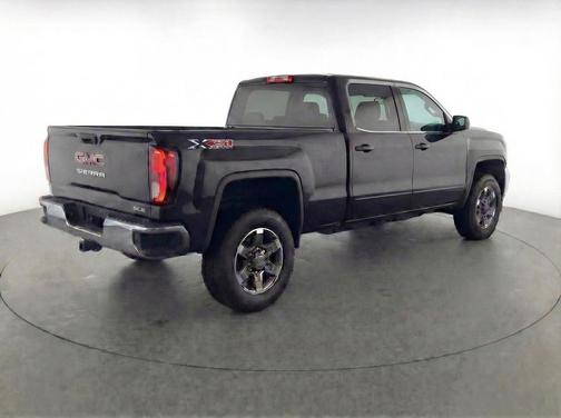 Onyx Black 2025 GMC Sierra 2500 SLE