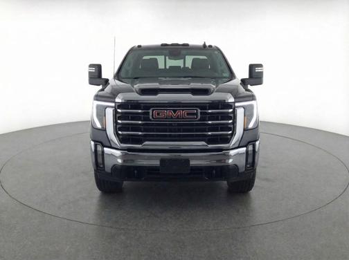 Onyx Black 2025 GMC Sierra 2500 SLE