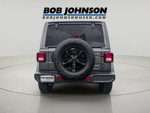 Granite Crystal Metallic Clearcoat 2021 Jeep Wrangler Unlimited Sahara