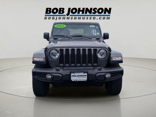 Granite Crystal Metallic Clearcoat 2021 Jeep Wrangler Unlimited Sahara