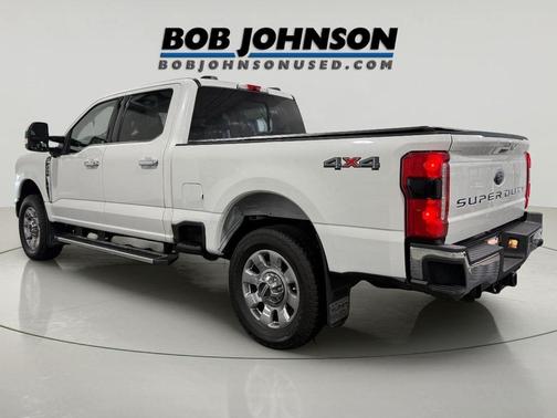 Star White Metallic Tri-Coat 2024 Ford F-250 Lariat