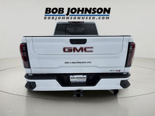 2024 GMC Sierra 2500 AT4