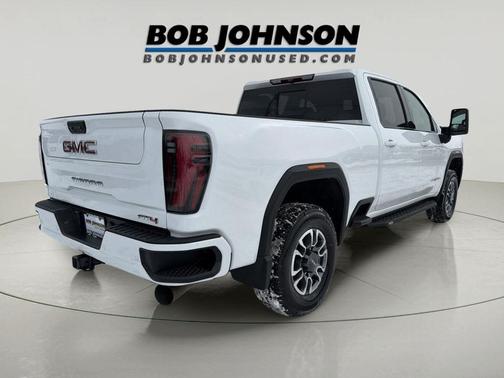 2024 GMC Sierra 2500 AT4