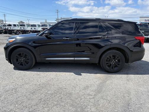 Agate Black Metallic 2020 Ford Explorer Platinum