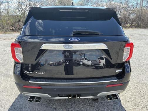 Agate Black Metallic 2020 Ford Explorer Platinum
