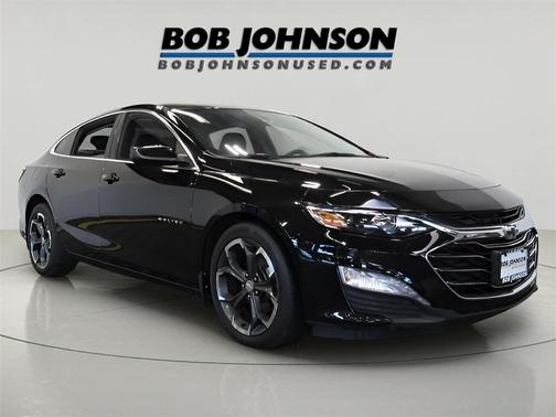 2022 Chevrolet Malibu FWD LT