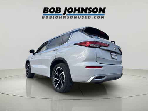 2023 Mitsubishi Outlander PHEV SEL