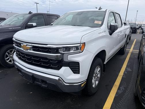 Summit White 2025 Chevrolet Silverado 1500 LT