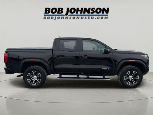 2023 GMC Canyon AT4