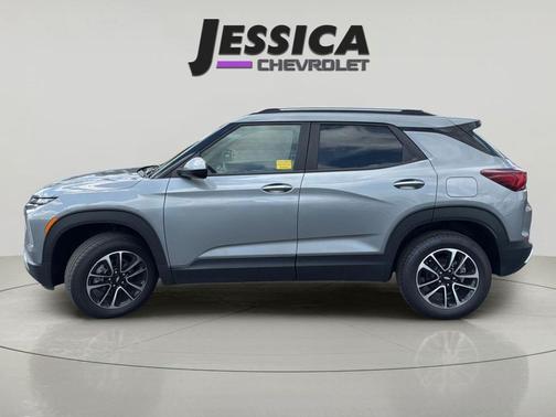 Sterling Gray Metallic 2025 Chevrolet Trailblazer LT