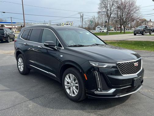 Stellar Black Metallic 2024 Cadillac XT6 Luxury AWD
