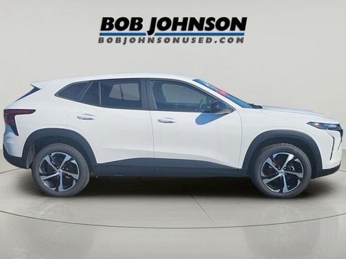 Summit White 2024 Chevrolet Trax FWD 1RS