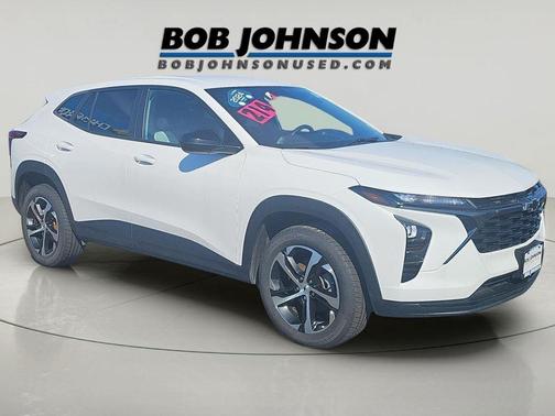 Summit White 2024 Chevrolet Trax FWD 1RS