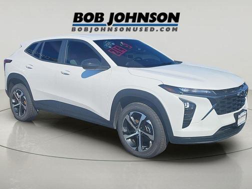 Summit White 2024 Chevrolet Trax FWD 1RS