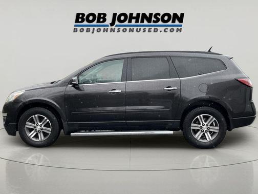 Tungsten Metallic 2017 Chevrolet Traverse 2LT