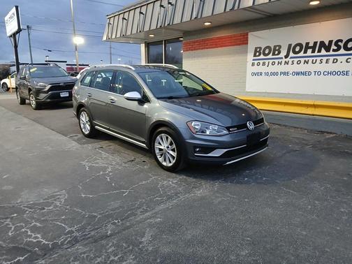 2017 Volkswagen Golf Alltrack 4Motion