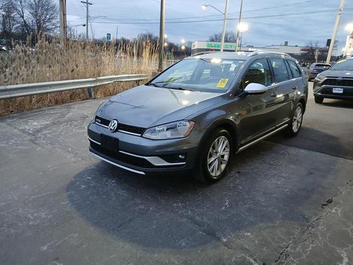 2017 Volkswagen Golf Alltrack 4Motion