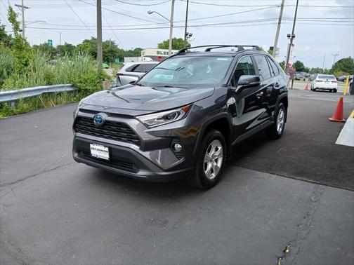 2019 Toyota RAV4 Hybrid XLE