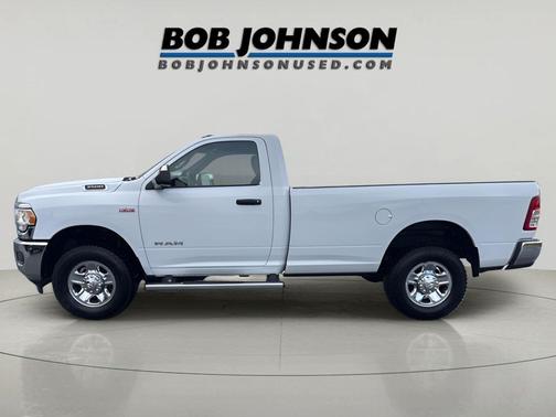 2022 RAM 3500 Tradesman Regular Cab 4x4 8' Box