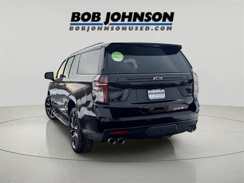 2023 Chevrolet Suburban RST