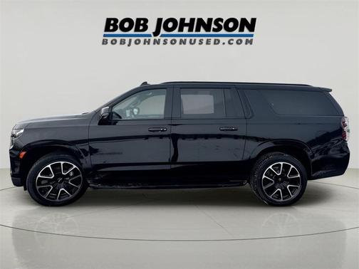 2023 Chevrolet Suburban RST