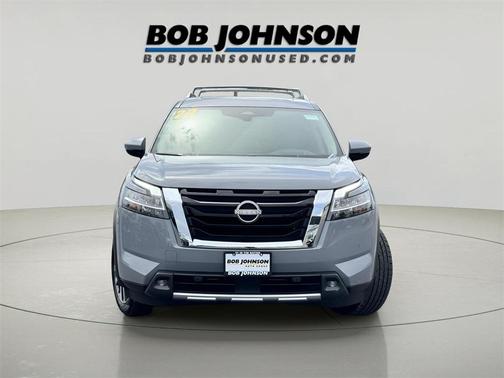 2022 Nissan Pathfinder Platinum 4WD