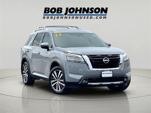 2022 Nissan Pathfinder Platinum 4WD