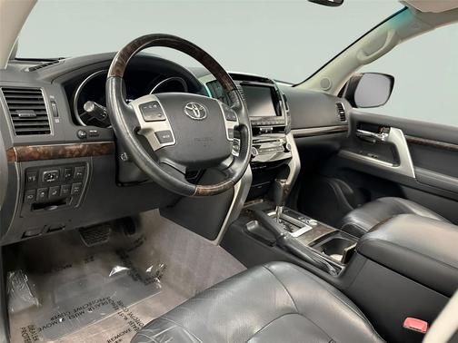 2013 Toyota Land Cruiser Base