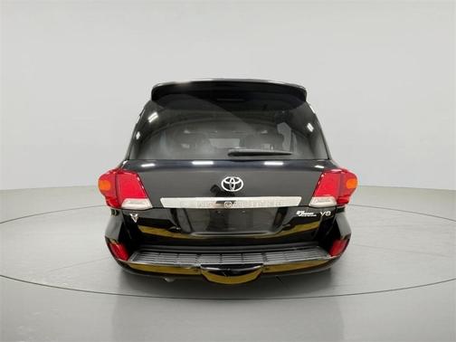 2013 Toyota Land Cruiser Base