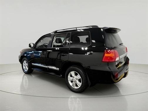 2013 Toyota Land Cruiser Base