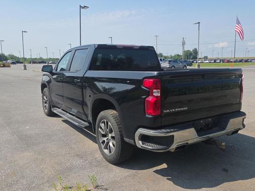 Black 2019 Chevrolet Silverado 1500 LT