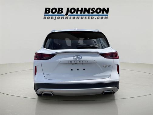 2022 INFINITI QX50 LUXE AWD