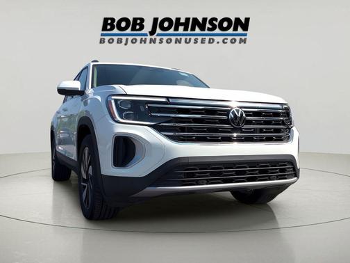 2025 Volkswagen Atlas 2.0T SE w/Technology 4MOTION