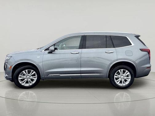 2023 Cadillac XT6 Luxury AWD