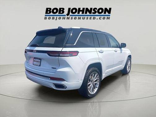 2023 Jeep Grand Cherokee Summit