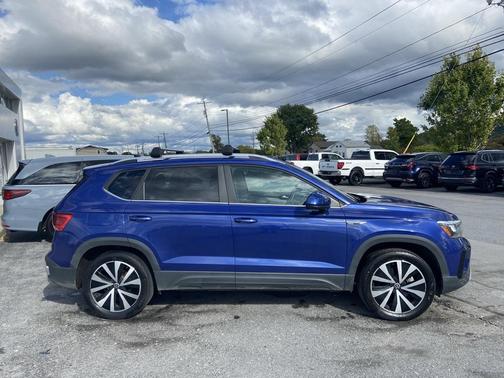 2022 Volkswagen Taos 1.5T SE