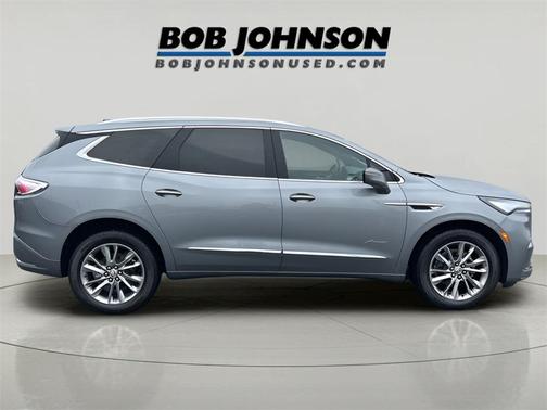 2023 Buick Enclave Avenir AWD