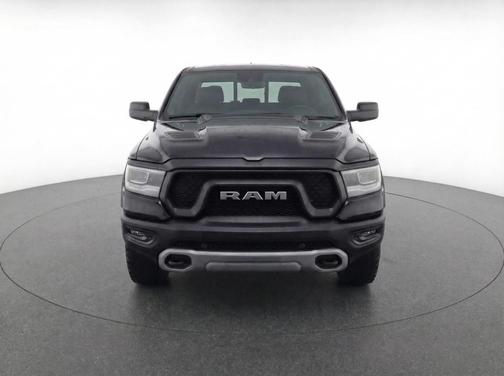 Diamond Black Crystal Pearlcoat 2021 RAM 1500 Rebel