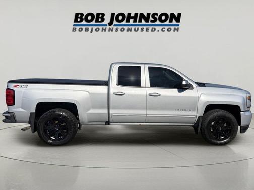 Silver Ice Metallic 2019 Chevrolet Silverado 1500 2LT