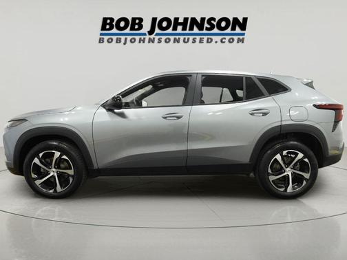 Sterling Gray Metallic 2024 Chevrolet Trax FWD 1RS