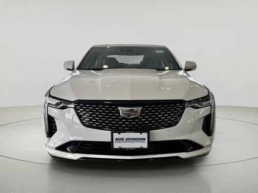 2022 Cadillac CT4 Premium Luxury