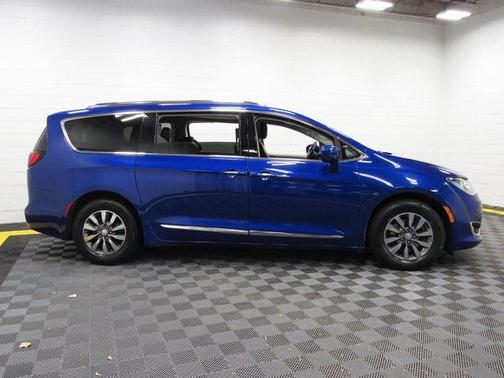 2019 Chrysler Pacifica Touring-L Plus