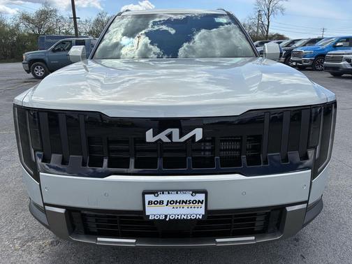 Ivory Silver 2027 Kia Telluride S