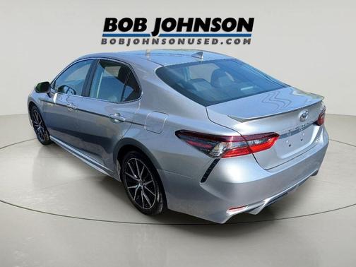 Celestial Silver Metallic 2024 Toyota Camry SE