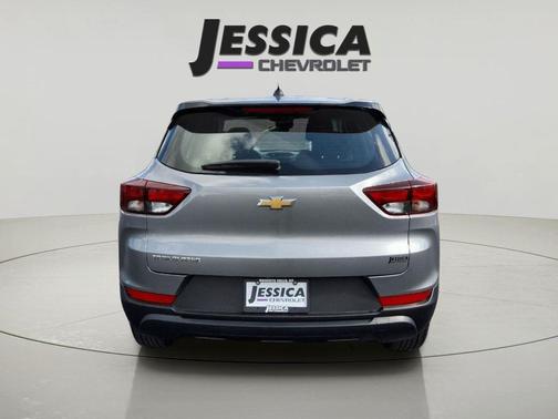Sterling Gray Metallic 2023 Chevrolet Trailblazer LS